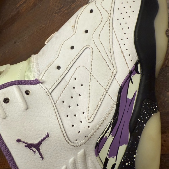 Jordan Jumpman MVP in the Summit White/Black Raspberry 3Y - Picture 4 of 15